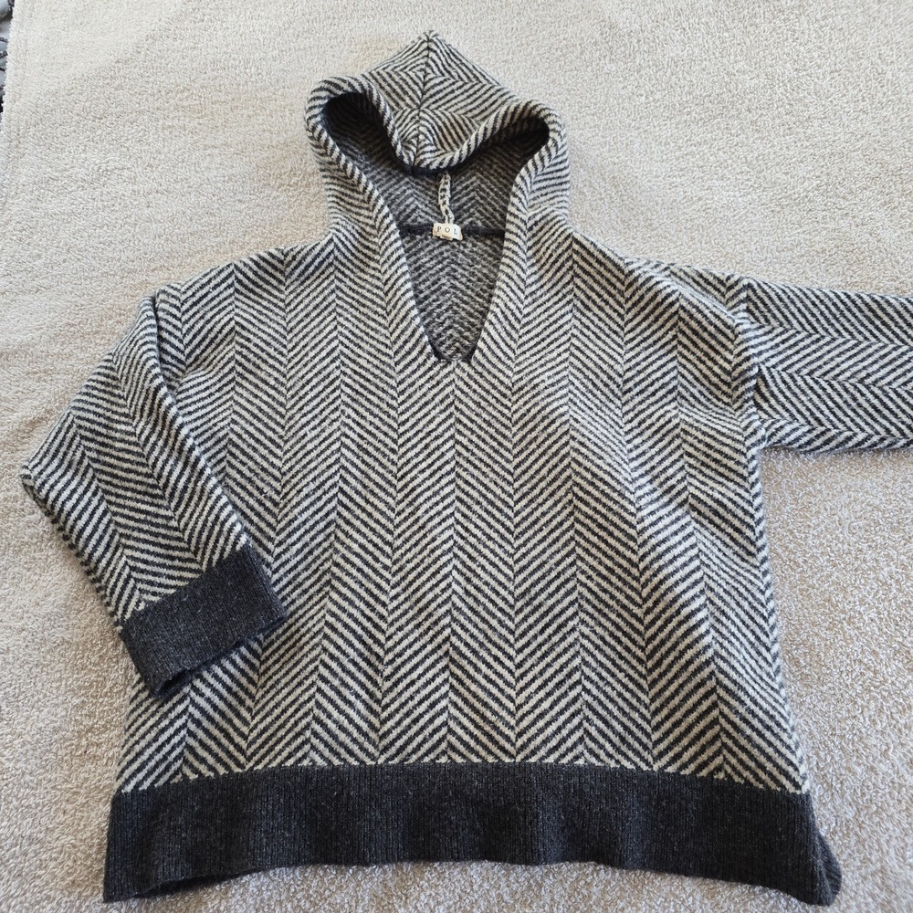 POL Women's Pull-over V-neck Knit Hooded Sweater Chevron/herringbone Oversized S